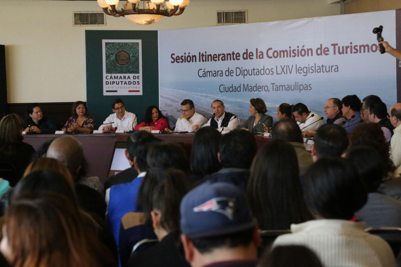 Madero logra histórica sesión con Diputados Federales