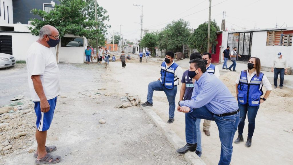 Supervisa Gobernador Francisco Cabeza de Vaca obras de pavimentación en Ciudad Victoria