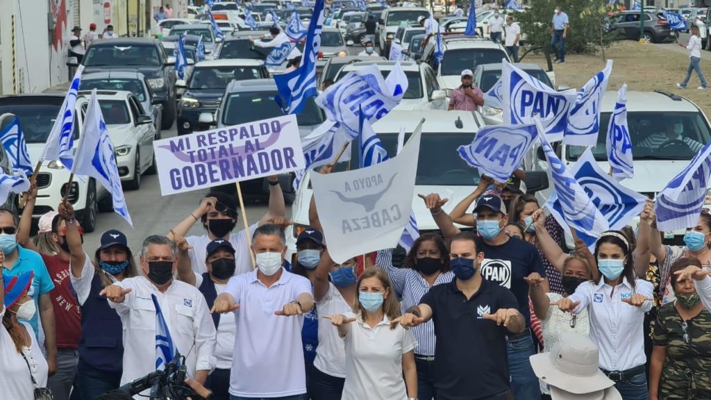 Miles de ciudadanos en más de 25 mil automóviles participan en mega caravanas de apoyo al gobernador de Tamaulipas