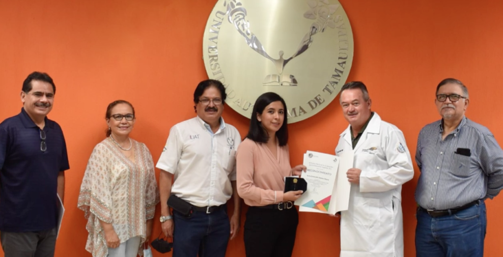 Reconoce UAT a egresados de la Facultad de Medicina-Matamoros