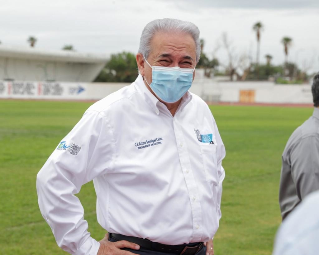 Rehabilitan pista de atletismo y   luminarias en Unidad Deportiva