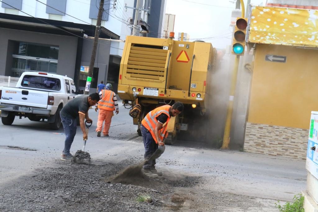 Reanuda Gobierno Municipal bacheo en Victoria