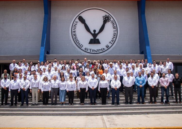 nicia la UAT el encuentro Conecta con los sectores de la sociedad