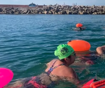 Playa Miramar recibe a competidores nacionales en la “Vuelta al Faro 3.0”