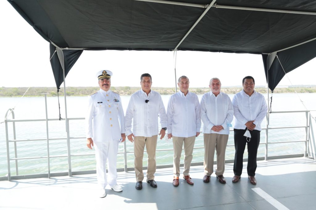 El Gobernador Francisco García Cabeza de Vaca participa este miércoles 01 de junio en la ceremonia conmemorativa del 80 Aniversario de la Marina Nacional