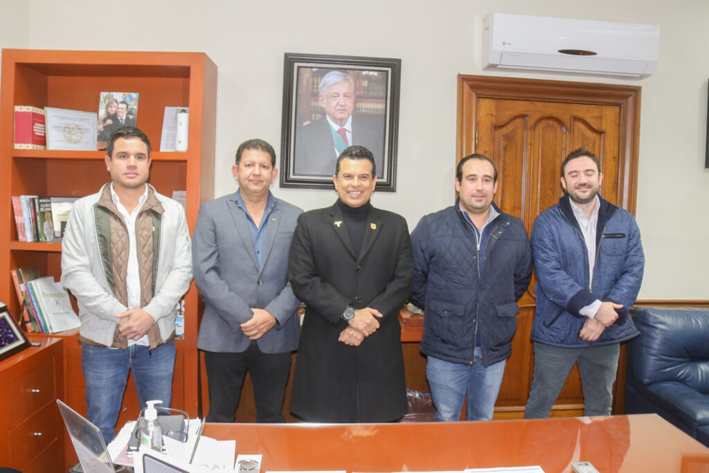 Reconocen empresarios disposición del Municipio para simplificar trámite de licencia de funcionamiento