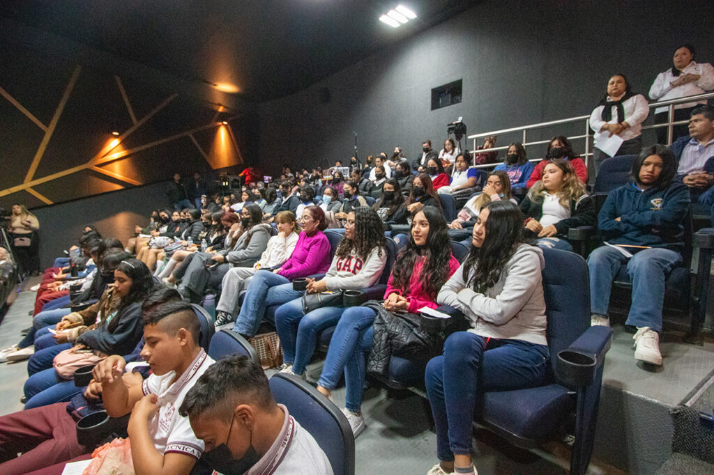 Investigadoras de la UAT participan en el panel “La mujer y la niña en la ciencia”