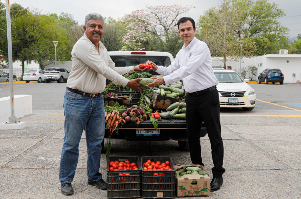 Recibe DIF Tamaulipas donativo de 213 kilogramos de hortalizas.