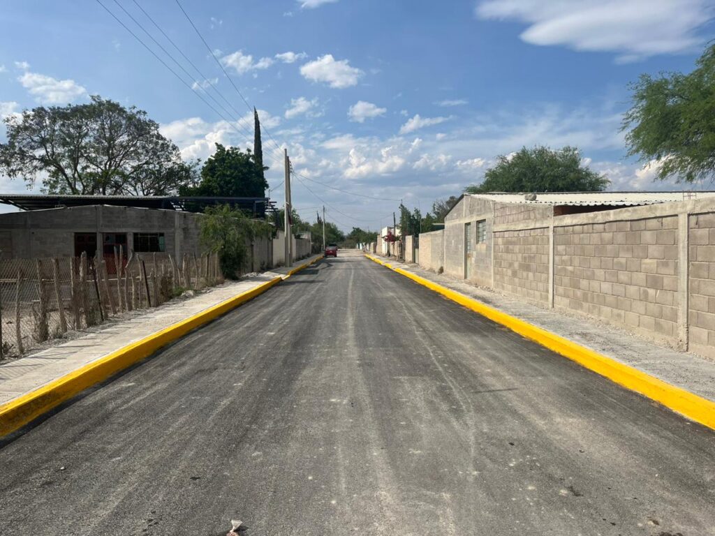 Pavimentación, rehabilitación y bacheo en diversas calles del municipio de Tula, Tamaulipas