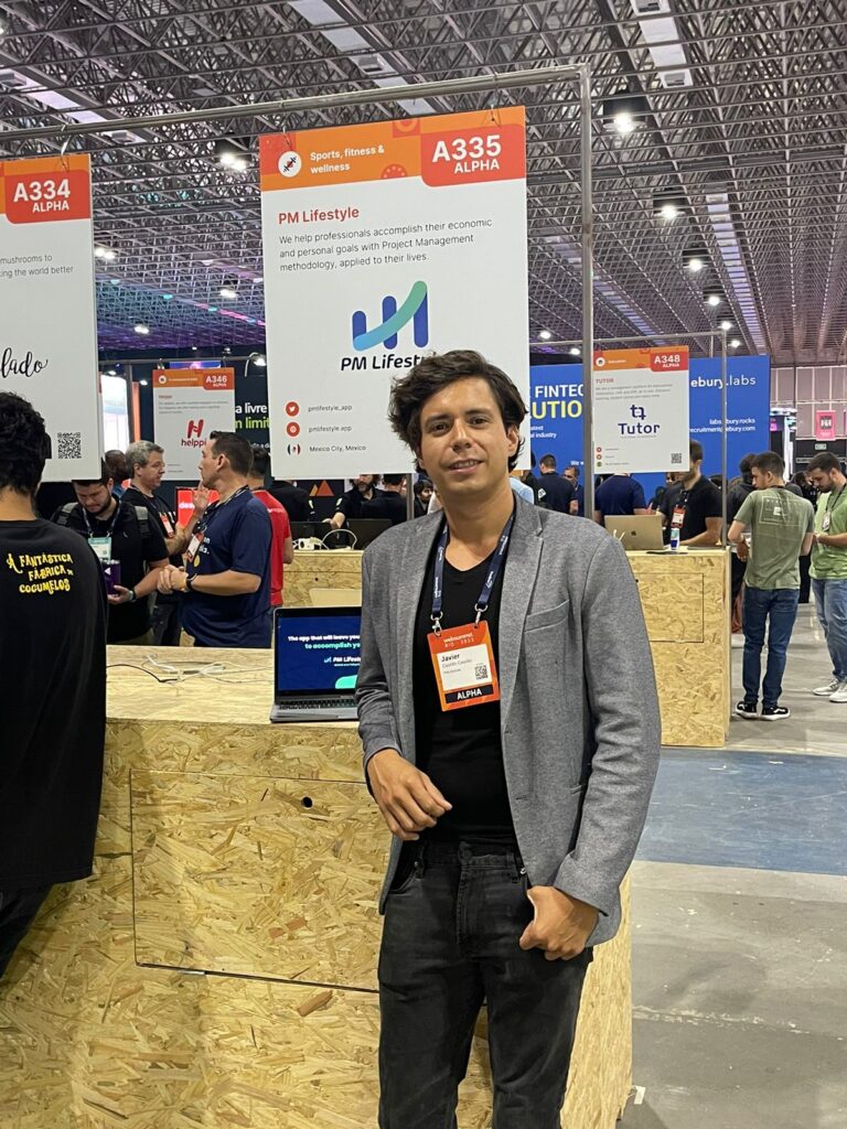 Emprendedor mexicano sorprende en Web Summit Rio con innovadora app para alcanzar metas utilizando Project Management y psicología