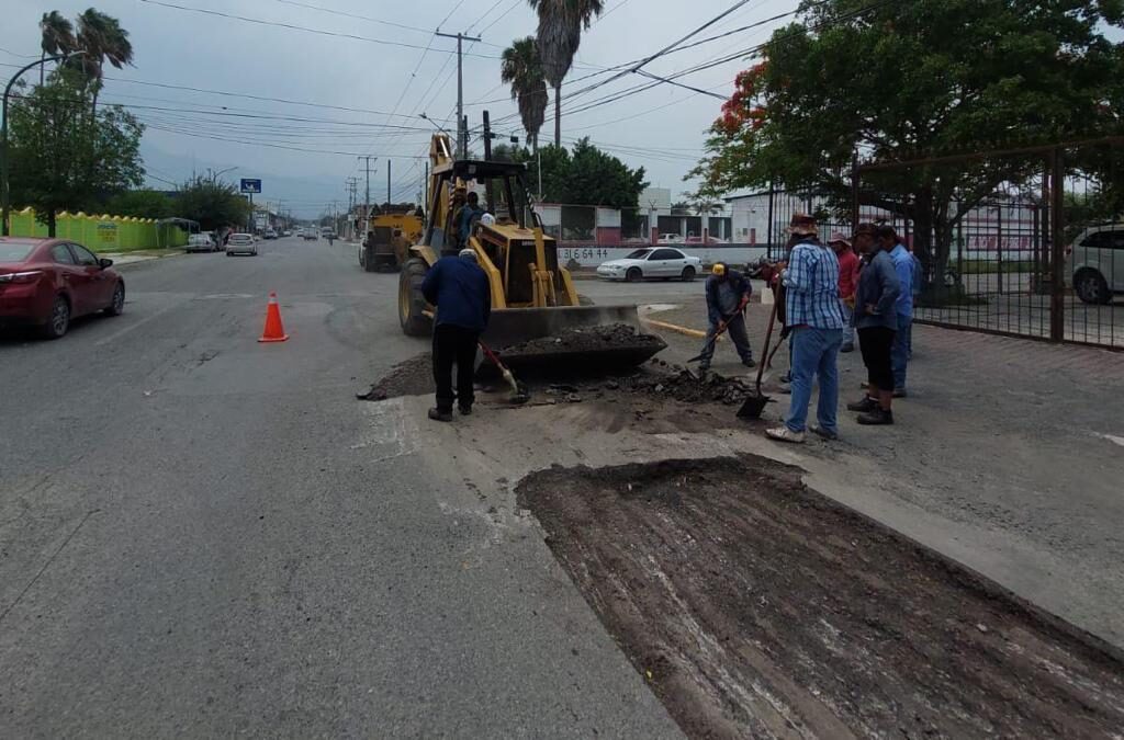 Intensifica municipio arreglo de calles en la ciudad y ejidos