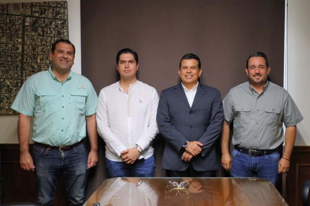 Reunión con el presidente de la Cámara Nacional de la Industria Restaurantera y Alimentos (CANIRAC)