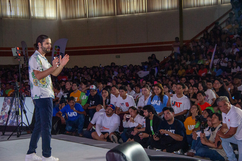 Presentan Vida UAT a universitarios de El Mante