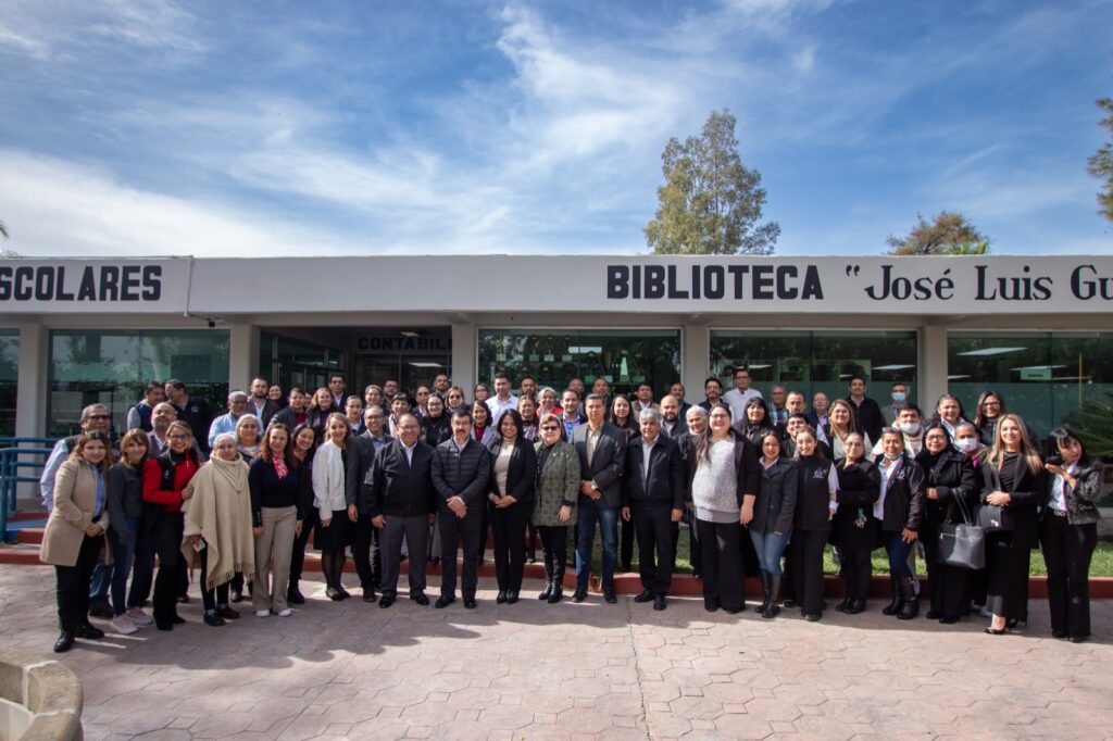 Inicia Dámaso Anaya recorrido por facultades de la UAT