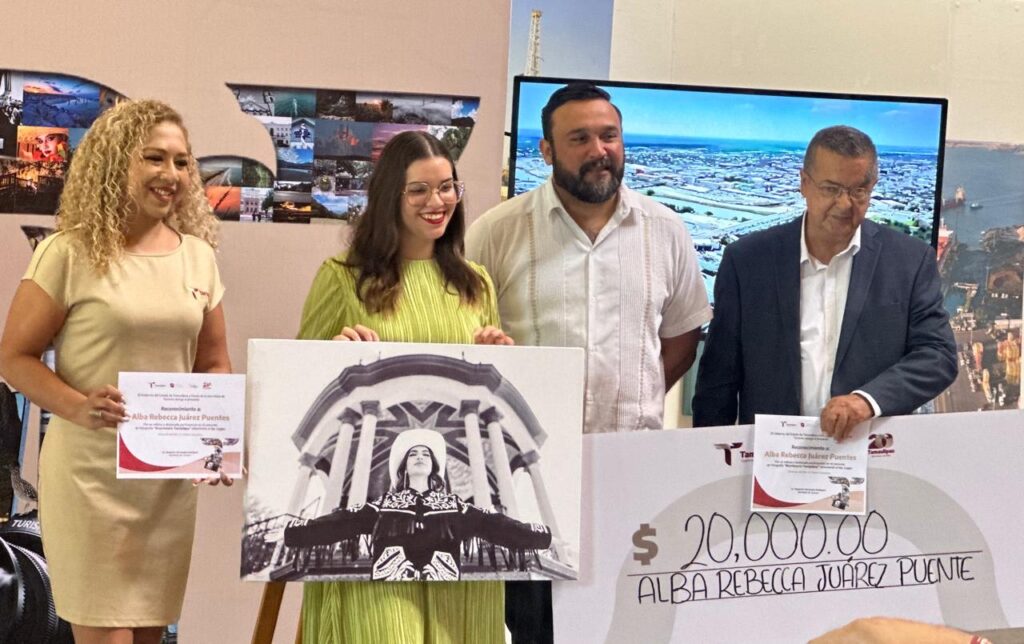 Entrega Sectur 100 mil pesos en premios a ganadores de concurso de fotografía