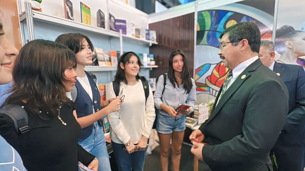 Participa la UAT en la feria del libro de la UNAM, la FILUNI 2024