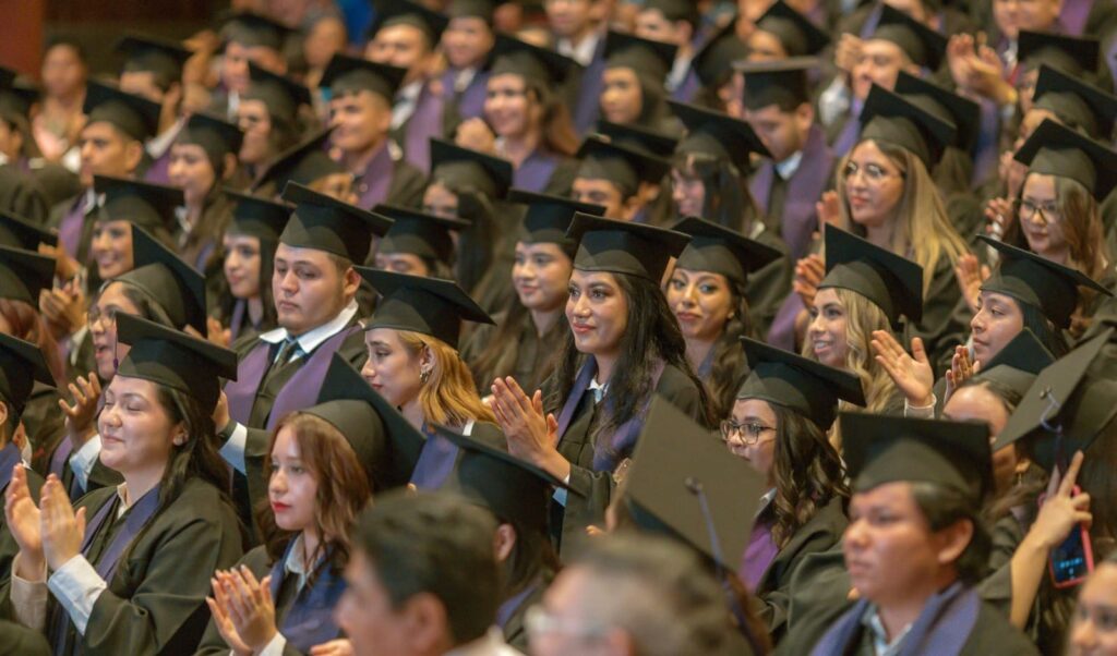 Tiene Tamaulipas nuevos licenciados e ingenieros egresados de la Universidad Politécnica de Victoria