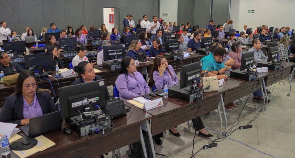 Capacitan a directivos de educación superior para mejorar procesos administrativos en Tamaulipas