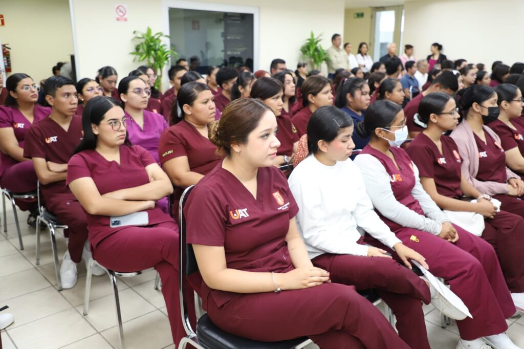 Conmemora SST, día de las personas adultas mayores con plática “Alzheimer y otras demencias”