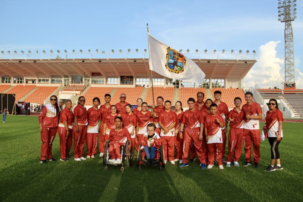 Abanderan a atletas tamaulipecos que competirán en Paranacionales