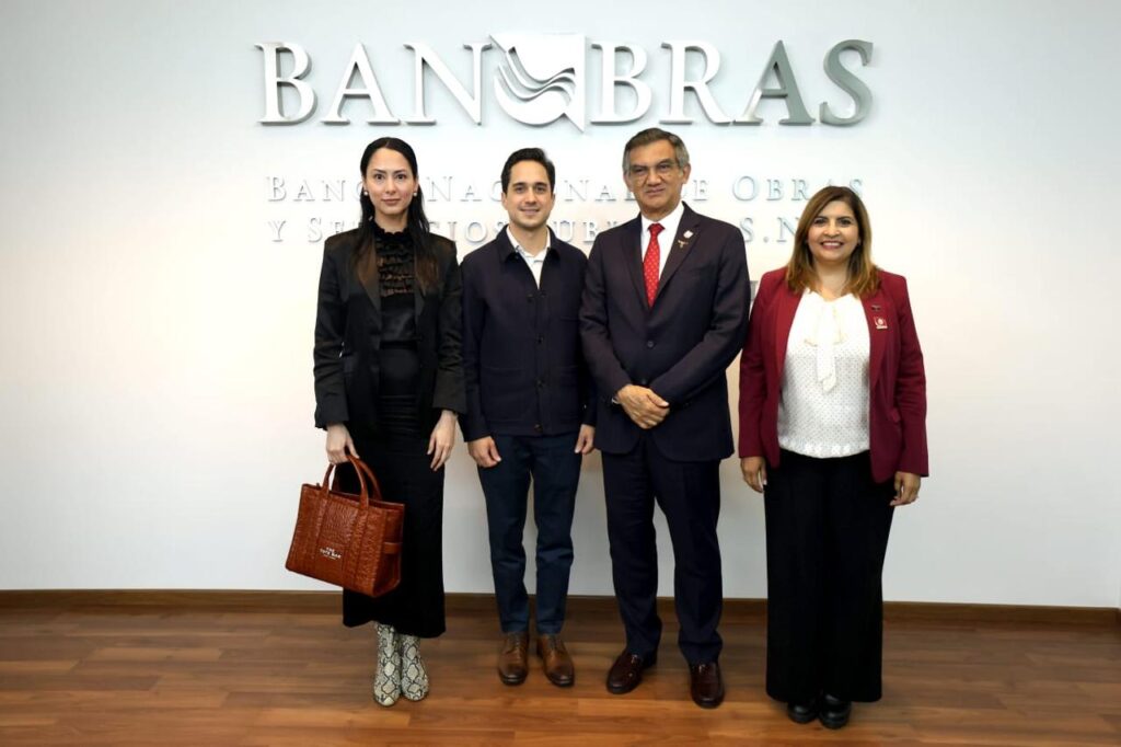 Gobernador de Tamaulipas y director de Banobras impulsan proyectos de movilidad y manejo de residuos sólidos