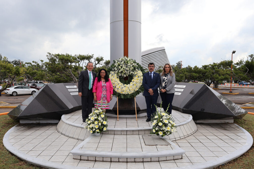 Da el rector comienzo a la agenda de eventos por el 75 aniversario de la UAT