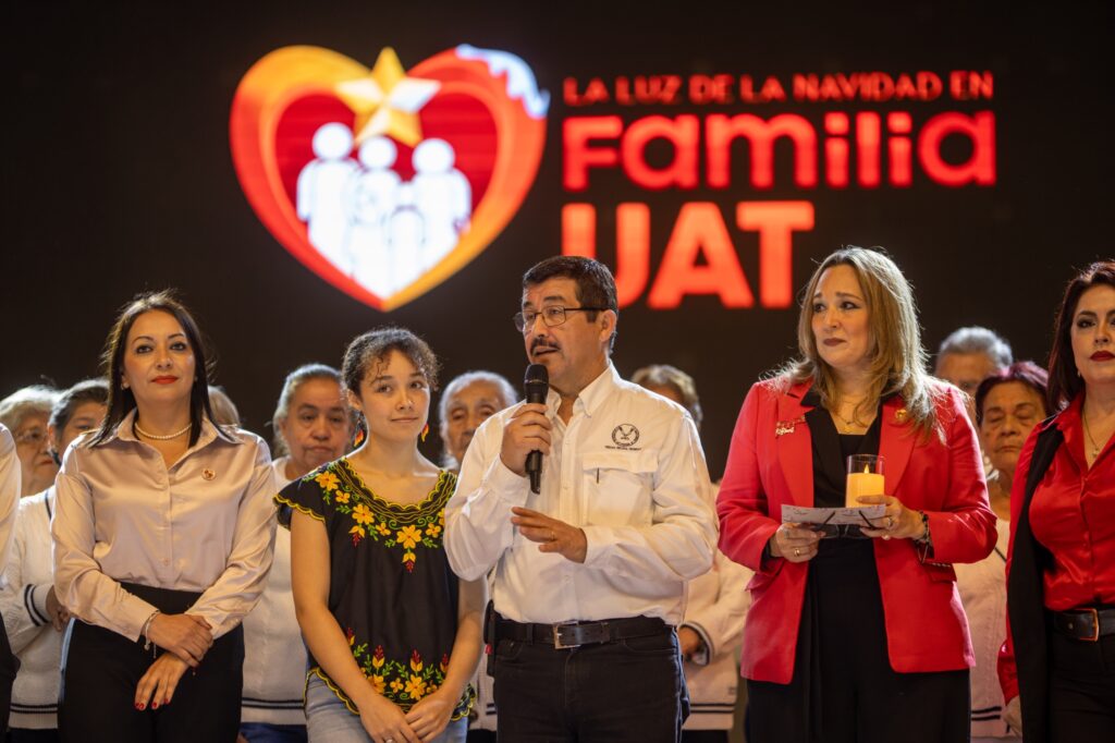 Celebra Familia UAT festival navideño en el Campus Victoria