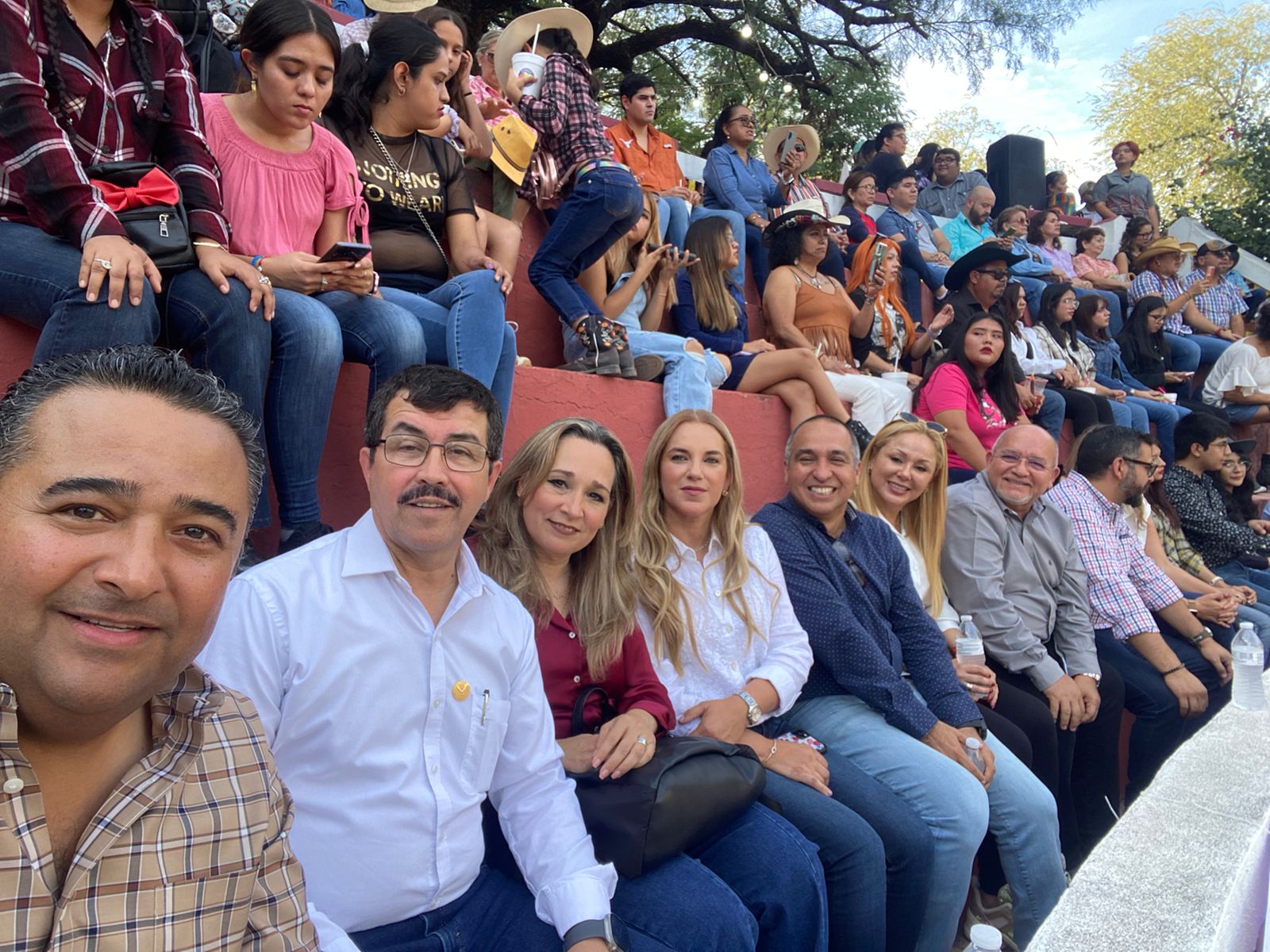 Celebra la UAT 68 aniversario de la Facultad de Comercio Nuevo Laredo ...