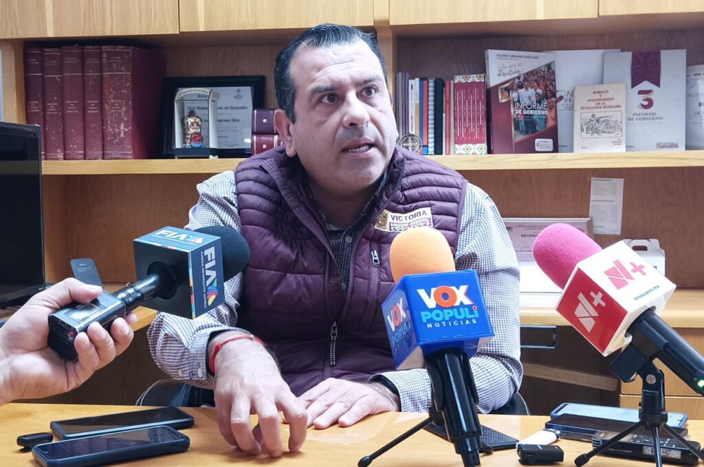 Aplican exámenes de control y confianza a elementos de tránsito