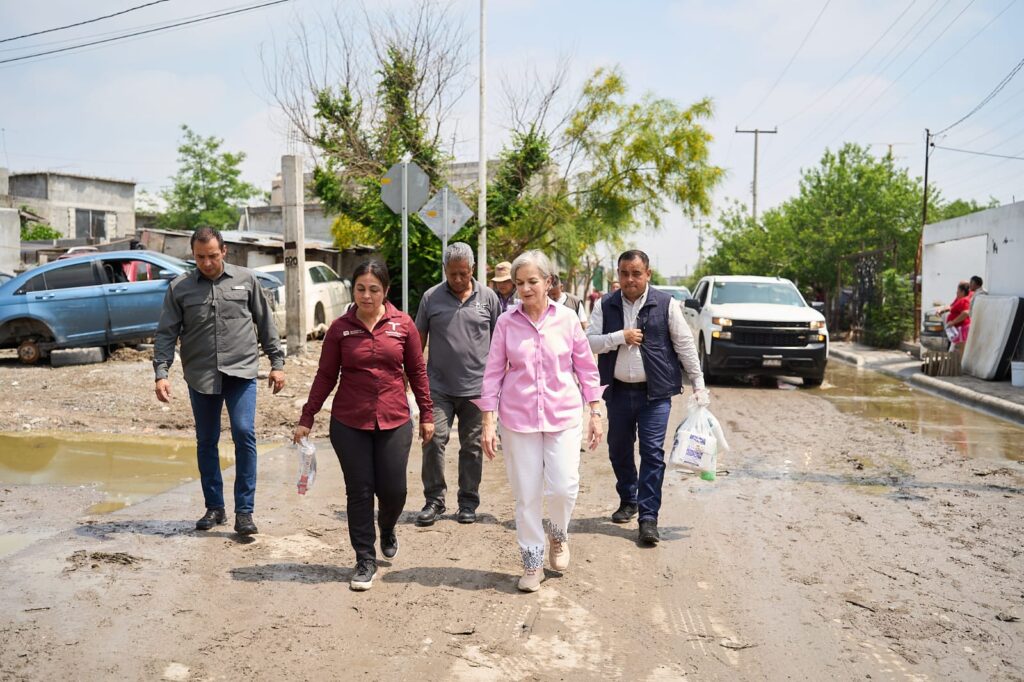 Atiende María de Villarreal a los sectores afectados por lluvias e inundaciones en Reynosa