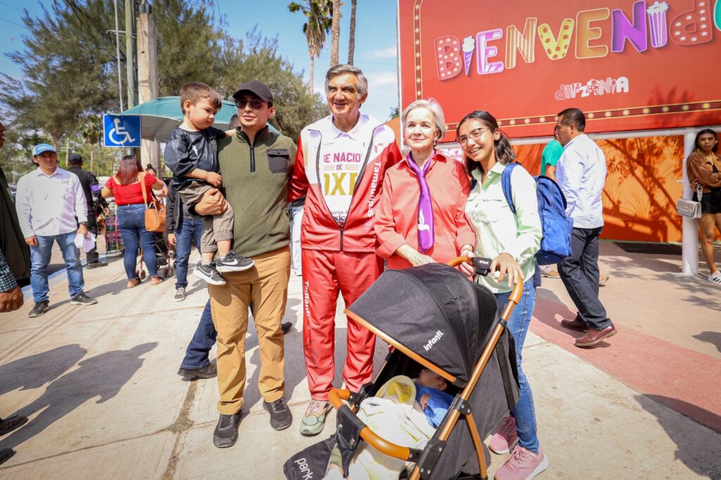 Américo y María de Villarreal conviven con miles de familias en DIFzania