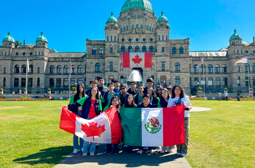 Estudiantes del CeINA UAT viven experiencia cultural en Canadá