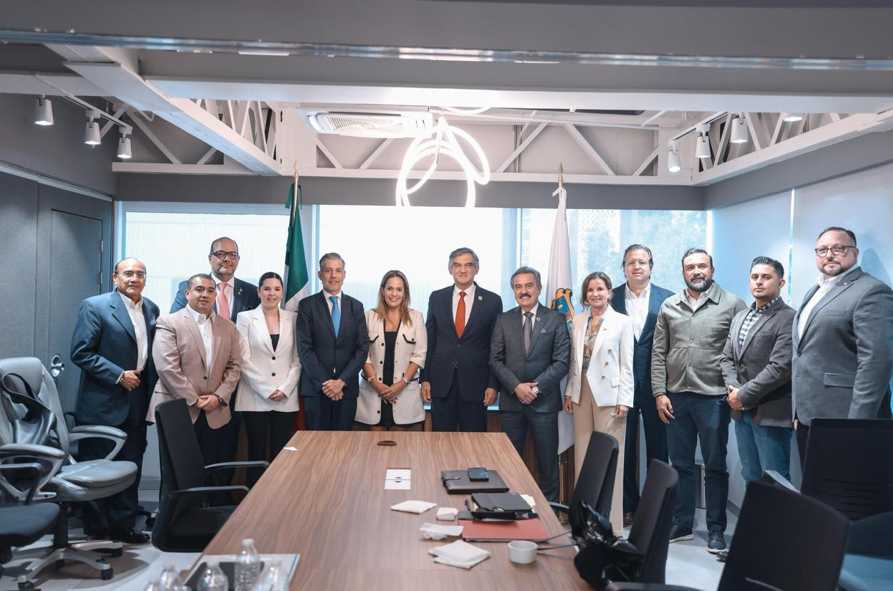 Muestra Américo ventajas de Tamaulipas ante el Consejo Turístico más importante de México Muestra Américo ventajas de Tamaulipas ante el Consejo Turístico más importante de México