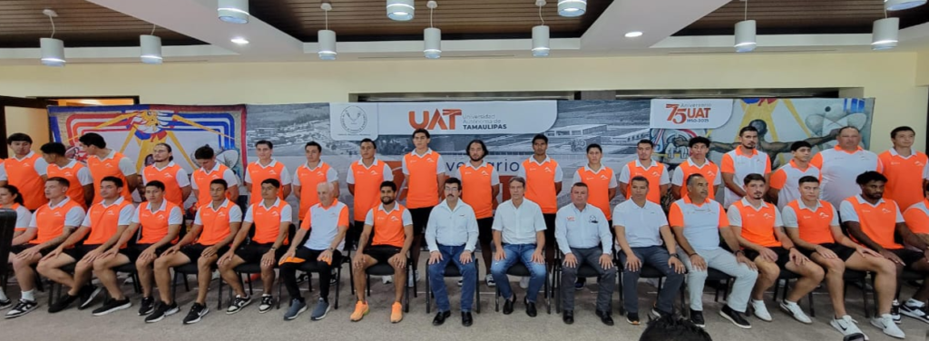 Rector de la UAT presenta oficialmente al equipo Correcaminos para el Torneo Apertura 2025 de la Liga de Expansión