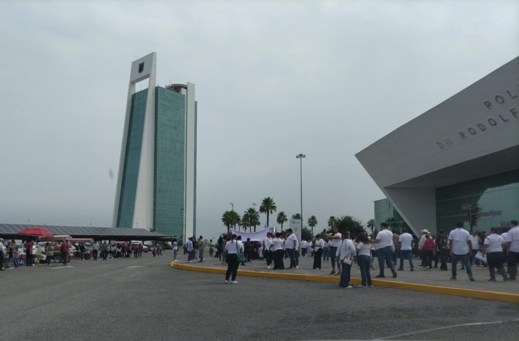 Poliforum,11:00/Américo, el mejor: CSP  