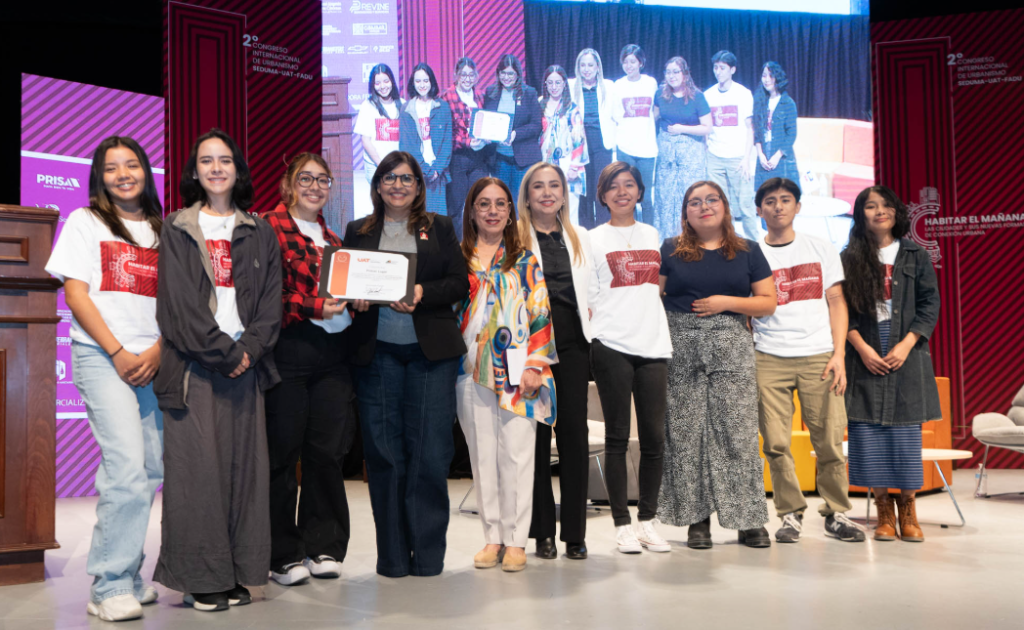 Con visión humanista estudiantes de la UAT transforman cruces peatonales