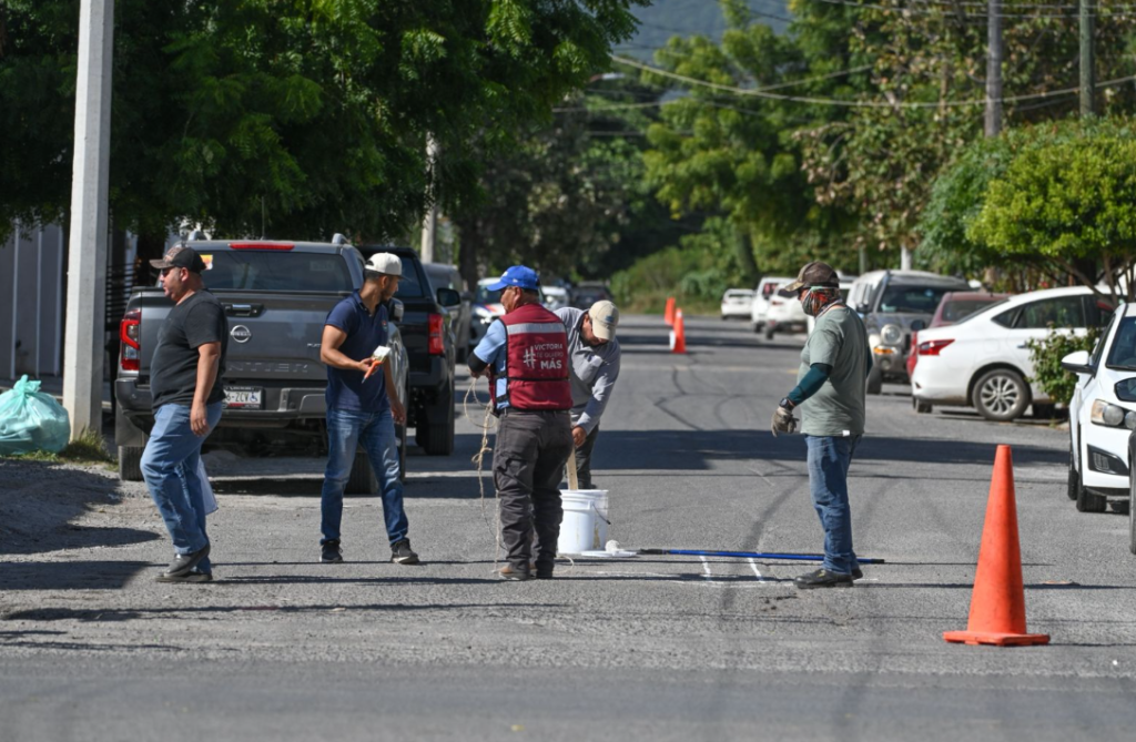 Anuncia SEDUMA cambio de sentido vial en calle Sierra Vista del Fracc. Villarreal.