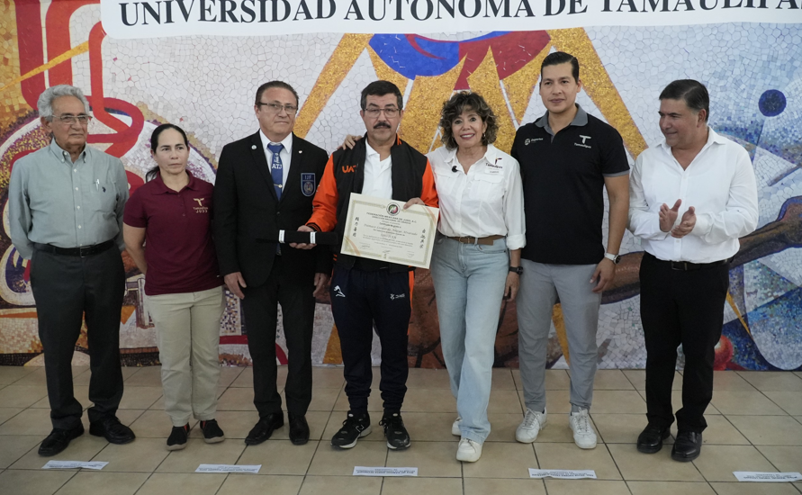 Recibe rector de la UAT reconocimiento de la Federación Mexicana de Judo