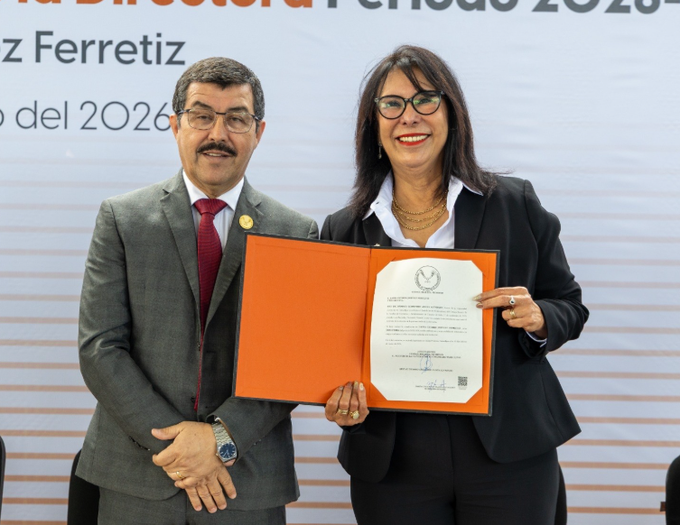 Dra. Laura Jiménez Ferretiz rinde protesta como directora de la FCAT-UAT