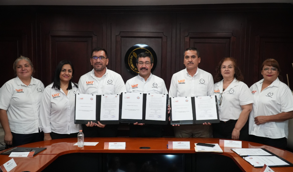 La UAT y el SUTUAT firman convenio de revisión salarial 2026 La UAT y el SUTUAT firman convenio de revisión salarial 2026