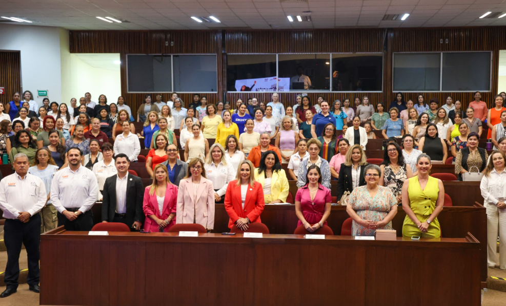 Impulsa la UAT talleres de motivación y liderazgo para mujeres