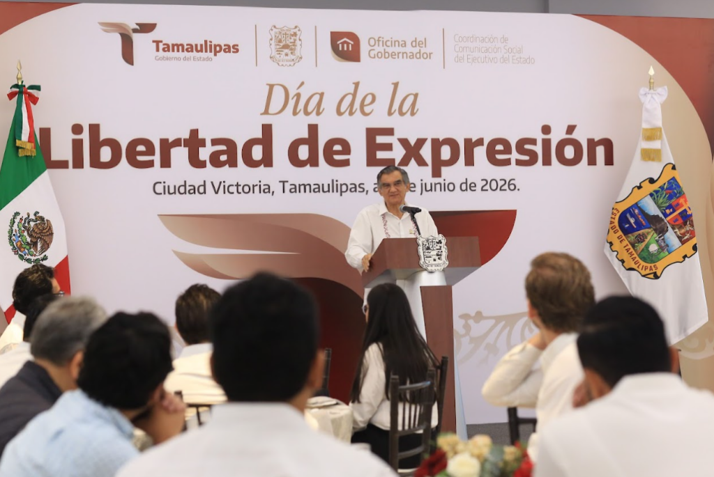 Llama Américo a fortalecer un periodismo libre, responsable y comprometido con la verdad