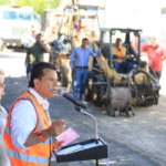 Dan banderazo a pavimentación de calle del Fracc. Las Misiones. Dan banderazo a pavimentación de calle del Fracc. Las Misiones.