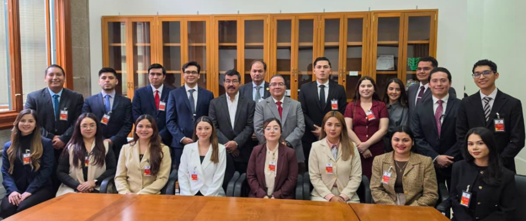 Fortalece rector perfil profesional de estudiantes de la UAT ante la SCJN Fortalece rector perfil profesional de estudiantes de la UAT ante la SCJN