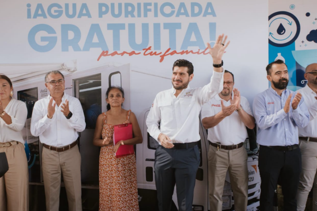 Beto Granados da banderazo de arranque a pavimentación en la colonia La India