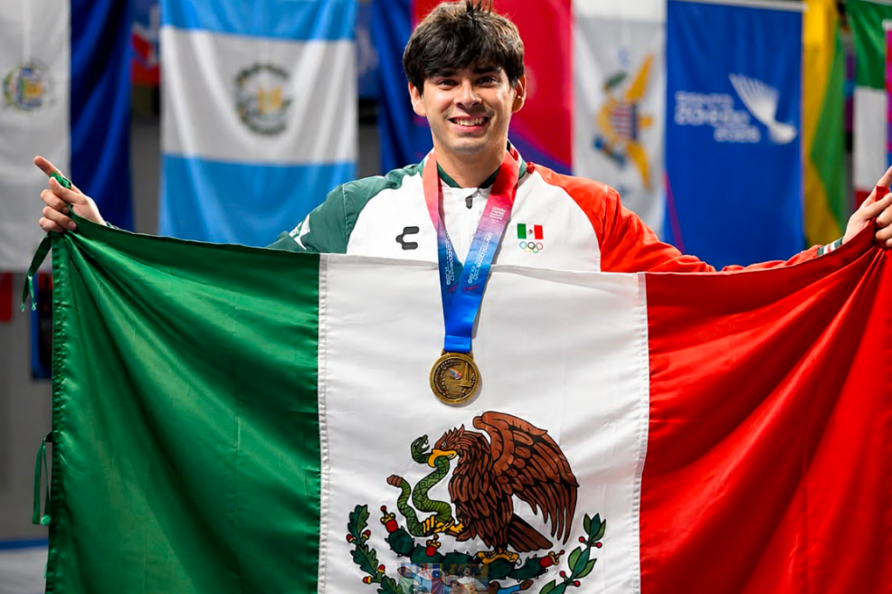 Estudiante de la UAT conquista el oro en esgrima en Santo Domingo 2026
