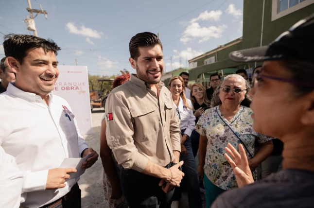 Beto Granados da banderazo de arranque a la pavimentación de dos calles en Ampliación Solidaridad Beto Granados da banderazo de arranque a la pavimentación de dos calles en Ampliación Solidaridad