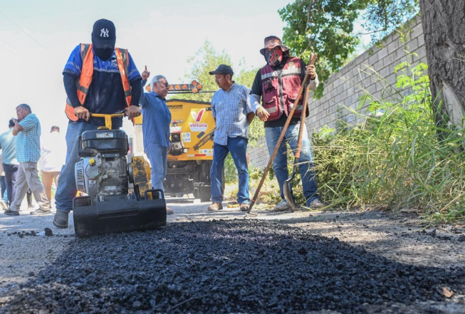 Rehabilita Municipio acceso principal al Fracc. Luis Quintero