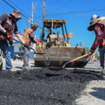 Aplica Municipio bacheo en ruta comercial y de transporte en la Zeferino Fajardo. Aplica Municipio bacheo en ruta comercial y de transporte en la Zeferino Fajardo.