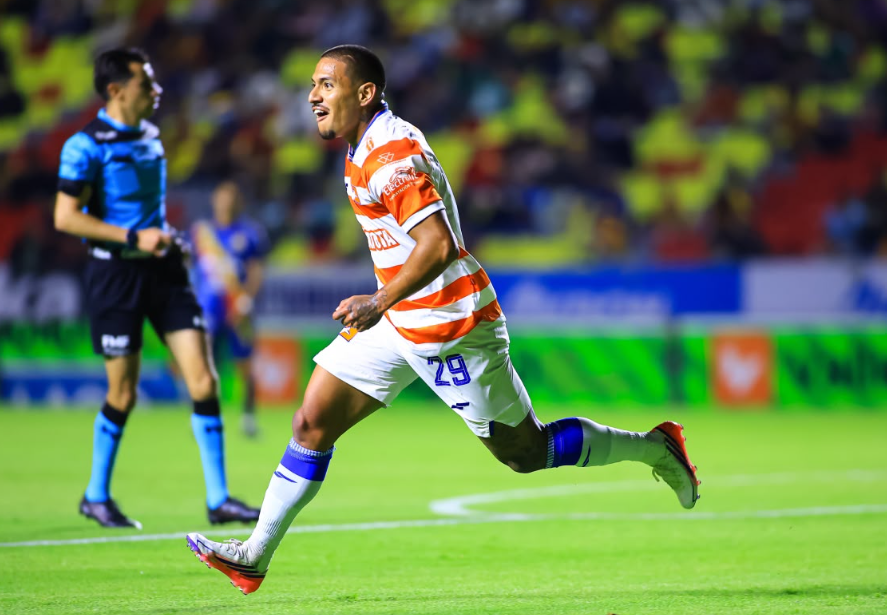 GOLEA CORRECAMINOS A MORELIA Y AMANECERÁ COMO LÍDER